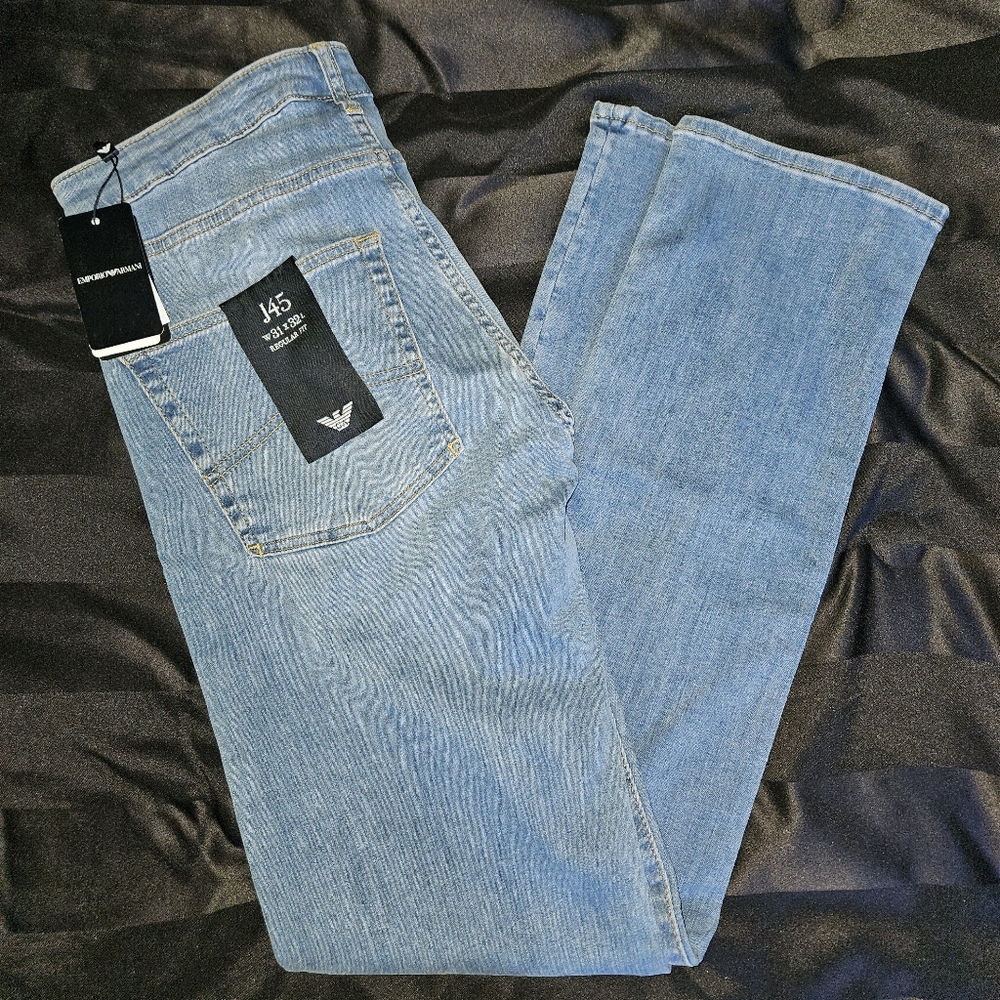 Armani Men's J45 Regular Fit Jeans Light-Medium Wash W31/L32